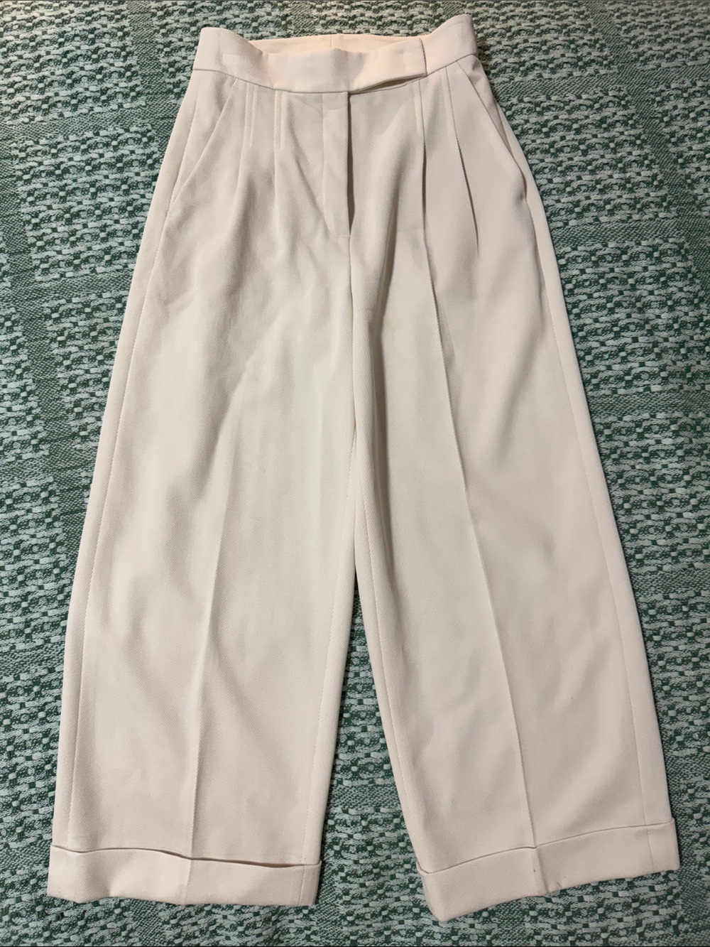 AKRIS Mainline Cream 100% Wool Tricotine Cuffed Pants